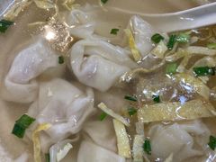 -黄阿姨锅贴大王(万航渡路店)