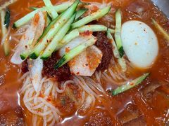-牛信亭韩国料理·炭火烤肉(紫藤路店)