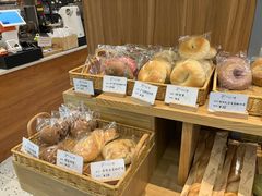 -提亚烘焙·手作面包·生日蛋糕(七星店)