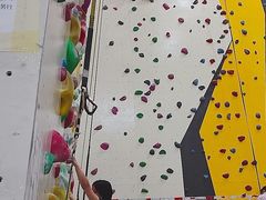 -问山MountQuest攀岩馆