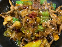 香辣蹦蹦-江城燕子大排档(江汉路步行街店)