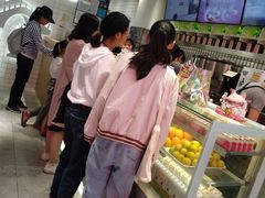 -CoCo都可(湖滨银泰店B区店)