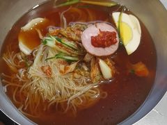 -啊美丽炭火烤肉(滑翔一店)
