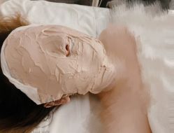 -初颜品佑肌肤管理