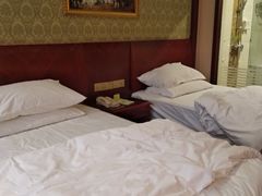 -维也纳酒店(桂林万象城火车站店)