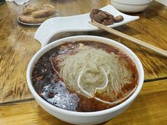 帽结子肥肠粉-白家高记肥肠粉(总店)