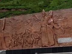 -比如骷髅墙景区