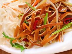 -洁神饭庄·海鲜·青岛菜·30年老字号(五四广场店)