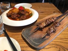 -阿里家·新疆烤肉酒場 by MIG