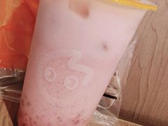 莓莓酸奶-CoCo都可(香梅花园店)
