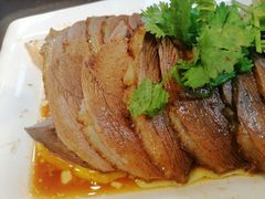 -胶己人餐馆(珠江路美食街店)