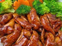 -宽鲜锅贴家常菜(永旺东部购物中心香港中路店)