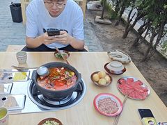-钱摊摊安顺夺夺粉火锅(宏大广场店)