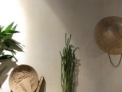 -八月美食小馆(银泰城总店)