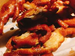 红焖凤爪-卢大鲜鱼头捞饭(美利广场店)