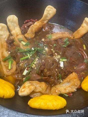 30多就那么一小盘,一家人4口花两百多吃很划算