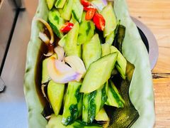 拍黄瓜-河坝烧烤串城(金达莱店)