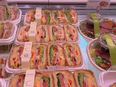 -巴黎贝甜(大宁国际商业广场店)