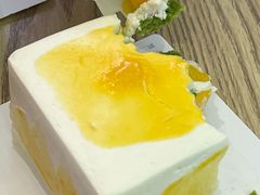 -山与蓝·轻糖鲜果蛋糕(勒泰店)