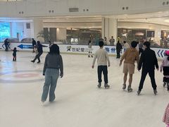 -世纪星滑冰俱乐部(万象城店)