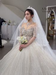 -艾米丽婚纱礼服
