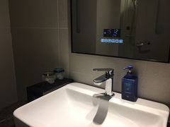 -汉庭优佳酒店(深圳宝安万达广场店)