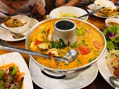 -两兄弟Song Pee Nong(2号店)