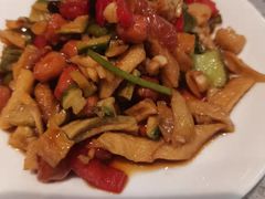 -小船渔村•大连菜•大连焖鱼(黄河路店)