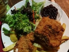 炸猪排-Husi Bierhaus