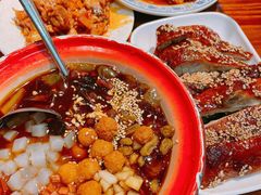 -爆炸头阿姨小四川正宗川味小吃(无任何分店)