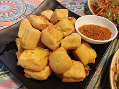 油炸臭豆腐-半坡九号老挝冰咖啡