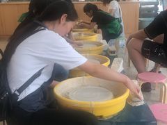 -田园东方蜜桃村的田野营地