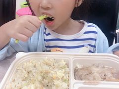 -月星环球港赢在起点早教中心·亲子托班早教体验课儿童兴趣班逻辑思维专注力幼小衔接(普陀中心)