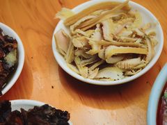 -全家福米线