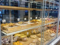 -焙丽拾光(麦凯乐直营店)
