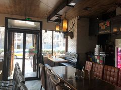 -冰城小镇音乐串吧·聚会餐厅(百子湾店)
