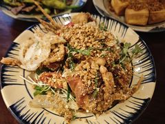 -Cuc Gach Quan Restaurant