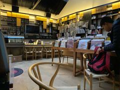 大堂-黑胶星球(华发中城商都店)