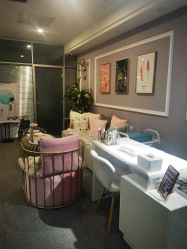 大堂-YooMee优美智能科技美肤机构