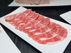 两头乌梅花肉-肉欢 · 两头乌鲜肉涮锅(中山南路店)