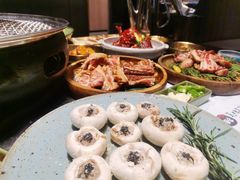 -草家酱蟹炭火烤肉店(珲春南路一店)