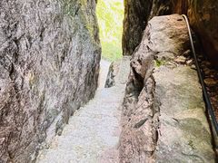 -南尖岩