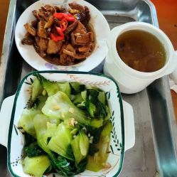 -臻康乃馨月子中心(集美店)