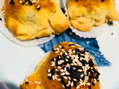 鲍汁叉烧酥-维园悦谱·海派家常菜(乌鲁木齐南路店)