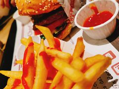 -The Habit Burger Grill 哈比特汉堡(爱琴海店)