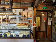 面包甜点陈列柜-仙峰天然面包(迎宾路店)