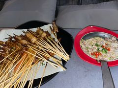 何师烤五花-何师烧烤Pro ·江湖川菜·小龙虾·精酿(太古里旗舰店)