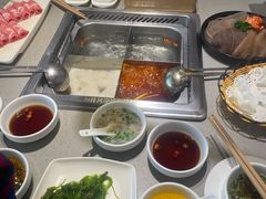 -海底捞火锅(新松江路店)