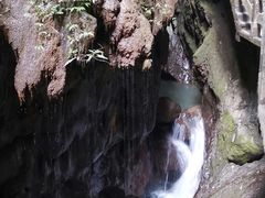 -龙水峡地缝景区