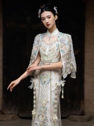 -艾米丽婚纱礼服